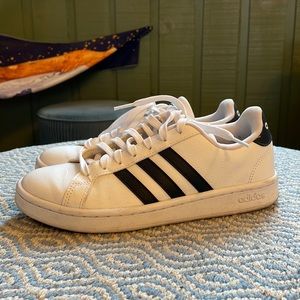 Adidas Superstar Size 7 1/2 Black